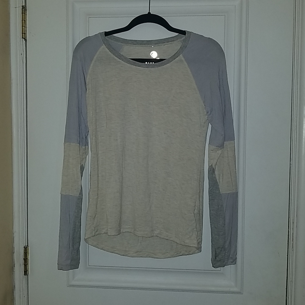 MPG workout top